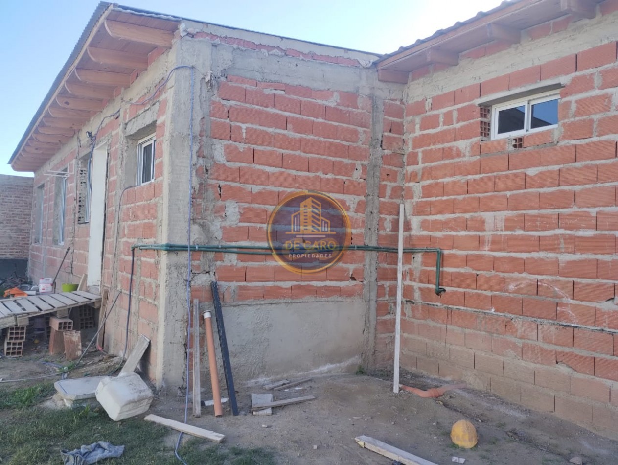 Venta de Terreno con quincho en construccion